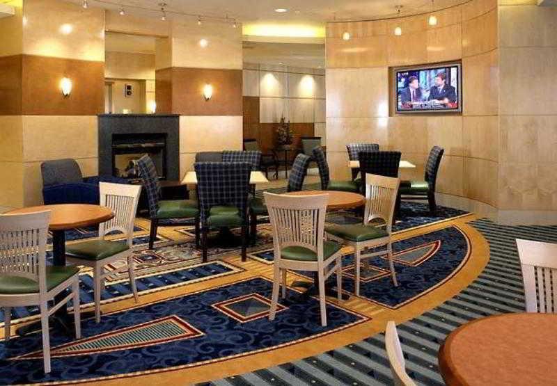 Springhill Suites Detroit Саутфілд Екстер'єр фото